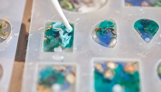 How to maintain the luster of your favorite sea-inspired pieces?